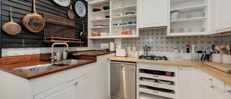 Fridge, microwave, dishwasher, toaster