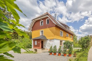 Esterni