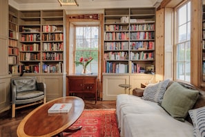 Interior - The Rosary, by Veeve (London)
