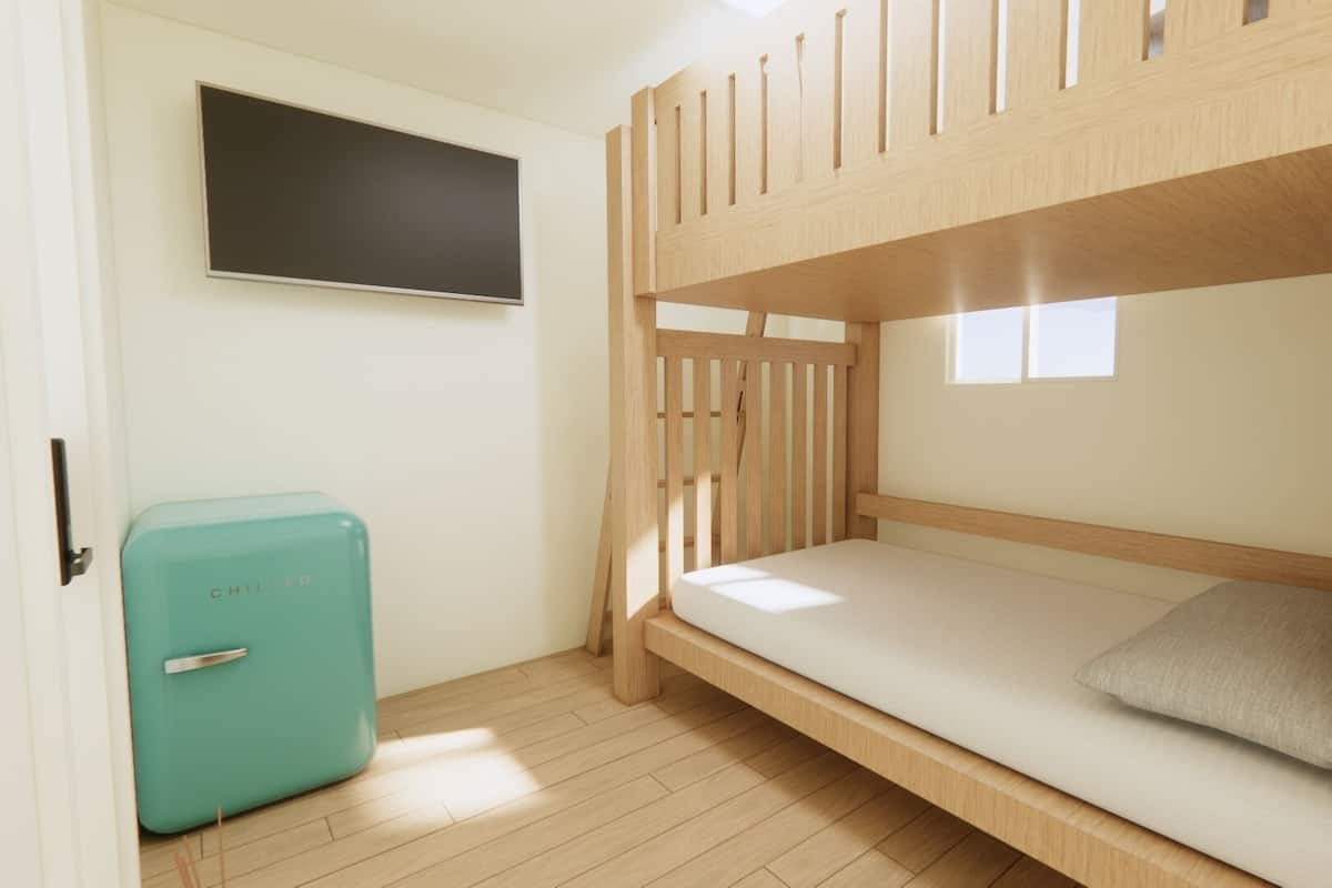 Comfort Twin Room, Hot Tub, City View