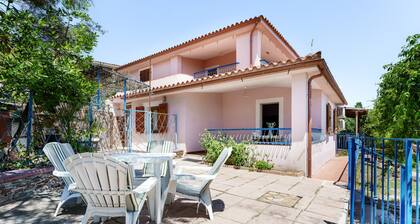 Holiday Home 'Ulivo A Fuile Mare' with Mountain View, Wi-Fi & Air Conditioning