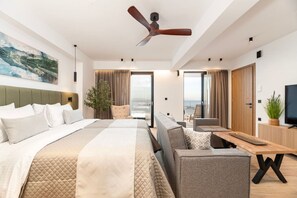 Iron/ironing board, WiFi, bed sheets - SoleLuna 1 | On the Beach | Hot Tub | Smart Home (Kos)