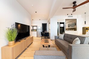 TV - SoleLuna 1 | On the Beach | Hot Tub | Smart Home (Kos)
