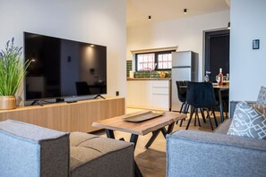 TV - SoleLuna 1 | On the Beach | Hot Tub | Smart Home (Kos)