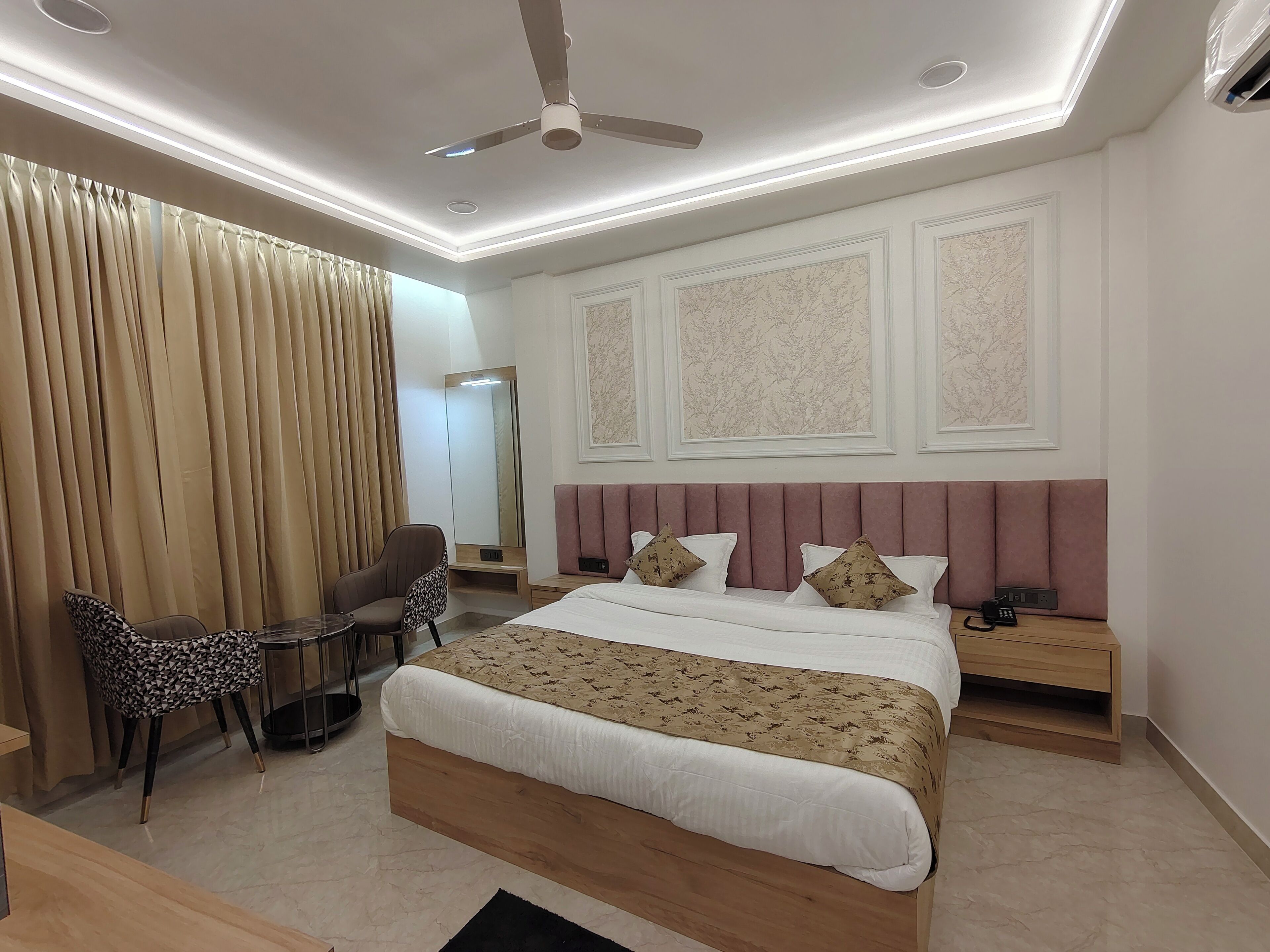 Deluxe Double Room, City View | Free WiFi