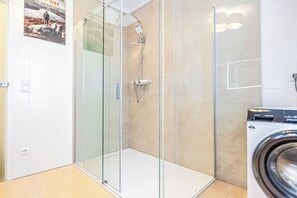 Basic Apartment | Bathroom - Amazing 2BR 1LR Apt Near Donaustadt (Vienna)