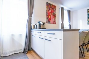 基础公寓 | 私人厨房 | 冰箱、微波炉、烤箱、炉灶