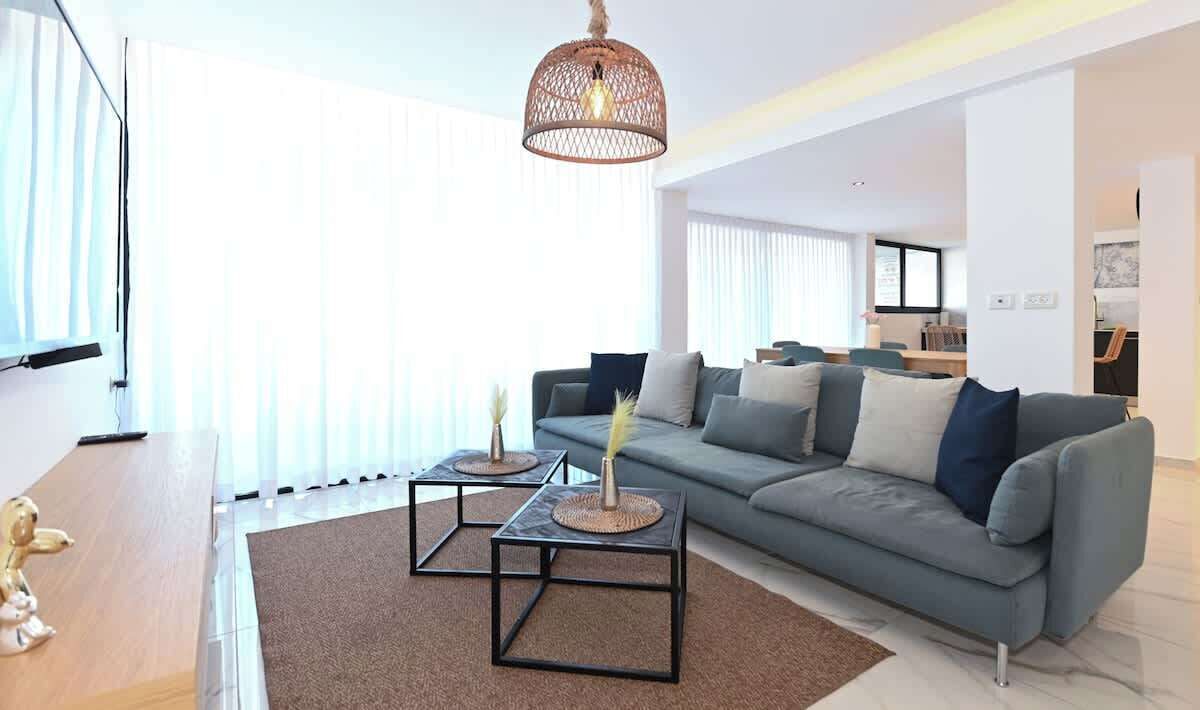 Smart TV, table tennis, books, offices