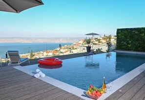 Udendørs pool