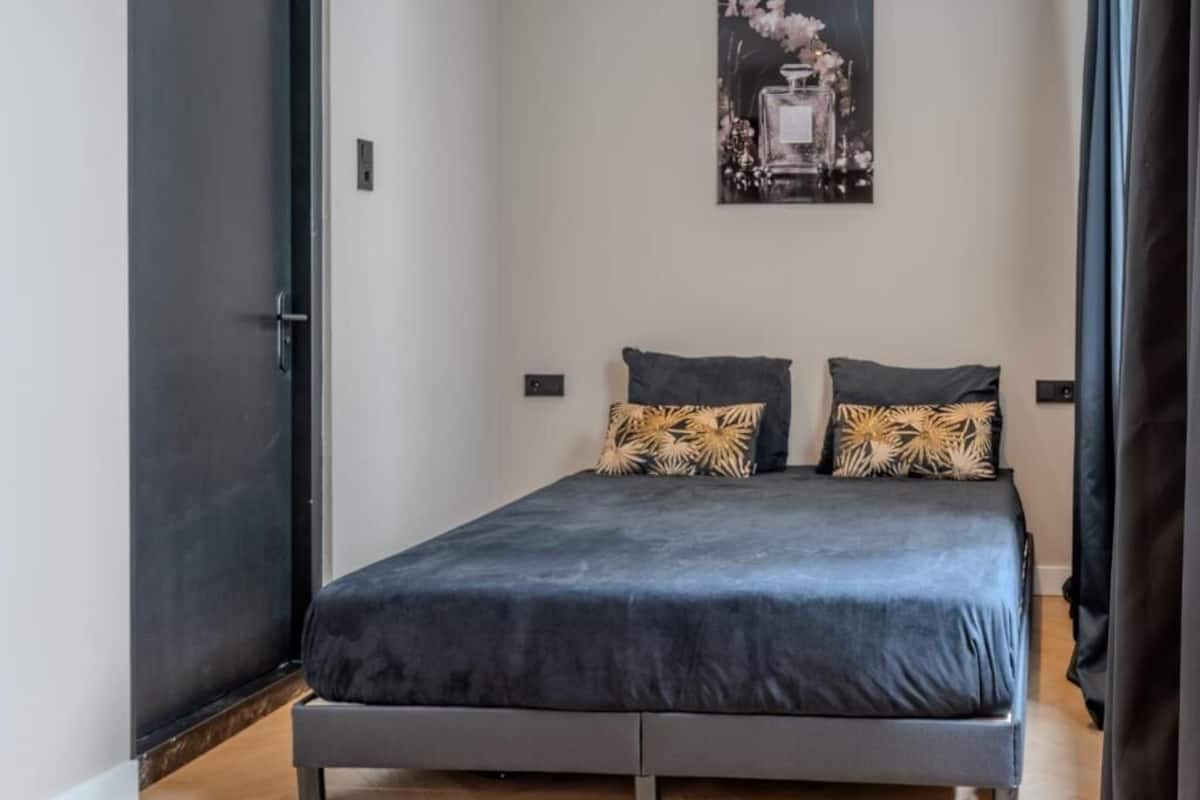 Standard Double Room | Free WiFi