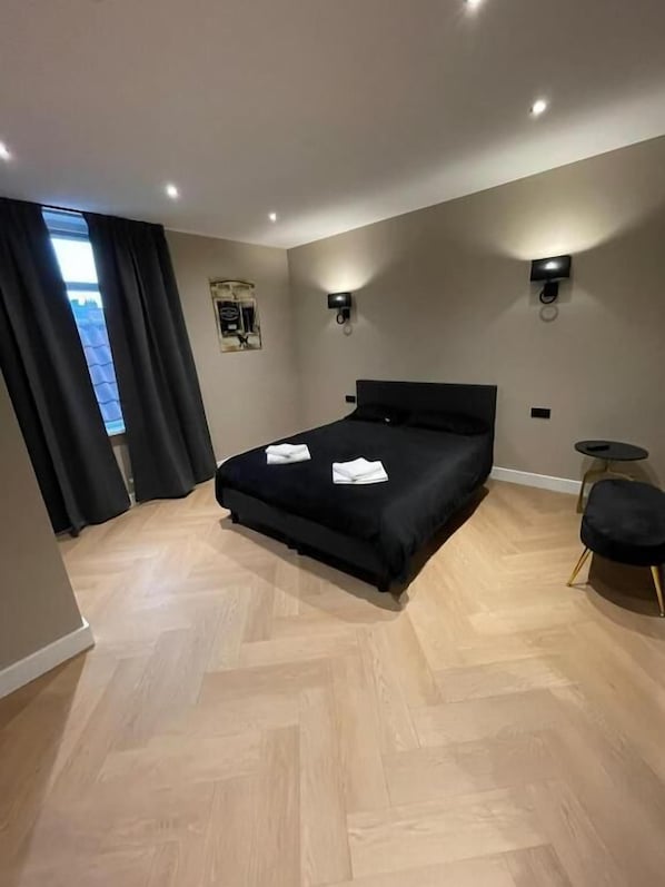 Quarto casal luxo | Wi-Fi de cortesia