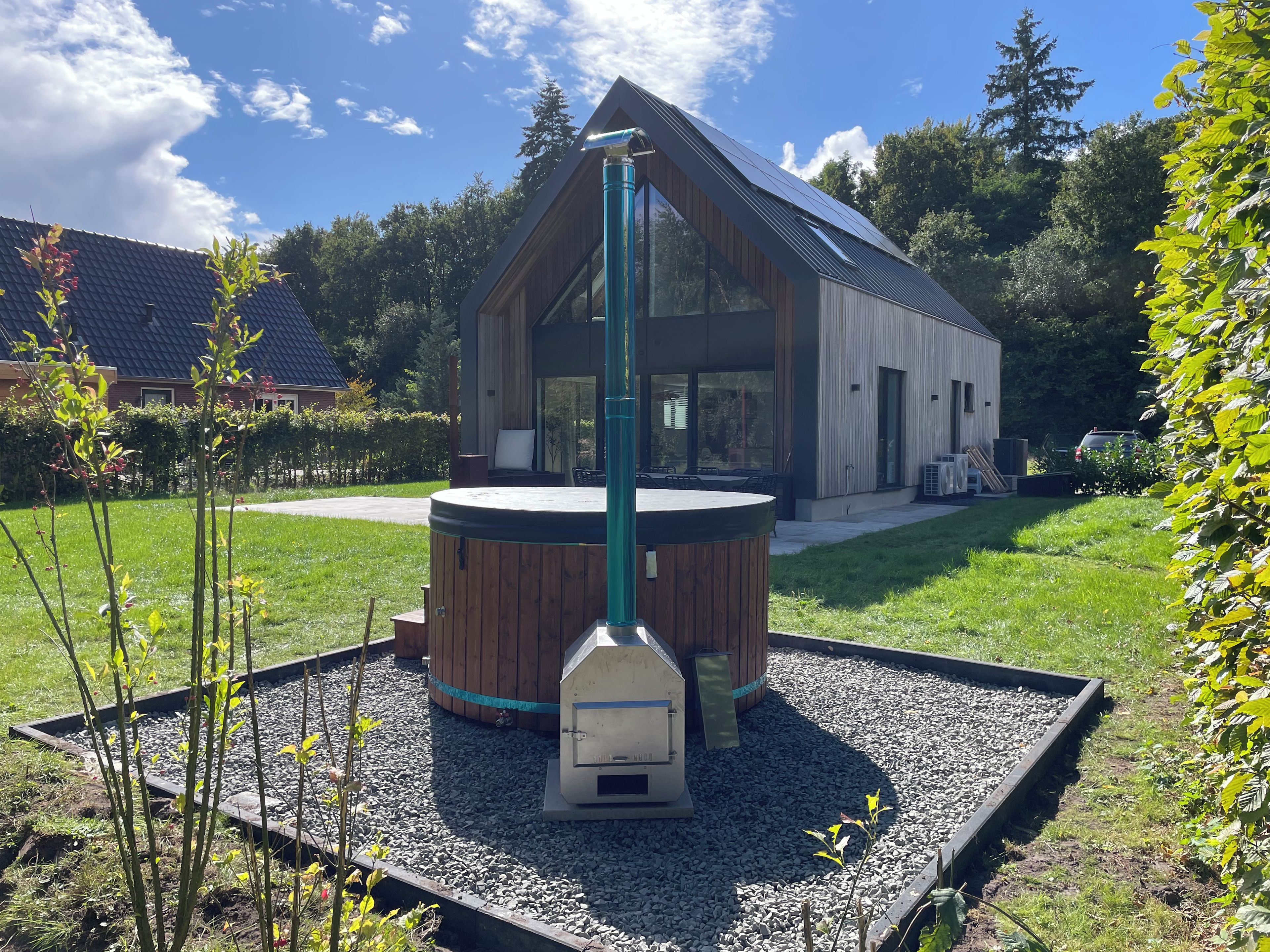 Utendørs boblebad