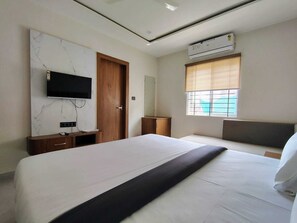 Habitación familiar, balcón | Wifi gratis