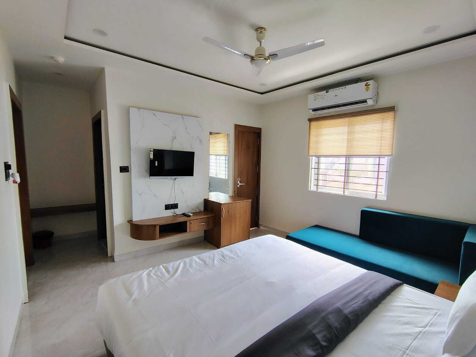 Deluxe Double Room | Free WiFi