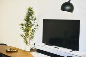 Interior - Spacious 3-bedroom apartment in the heart of Brussels for 8 people (Bruxelles)
