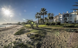 Front of property - HB - Comfortable Beachfront Holiday Apartment (Estepona)