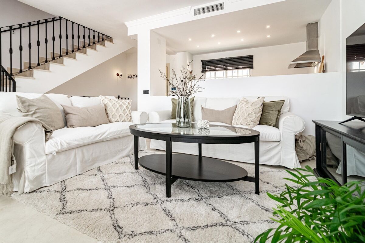 Studio (3 Bedrooms) | Interior