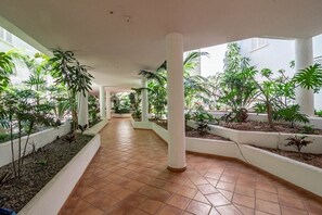 Interior - Pr20 - Good Located Flat Puerto Banus (Marbella)
