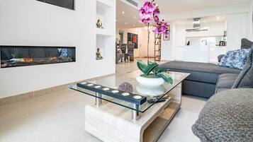 Leilighet (3 Bedrooms) | Innvendig