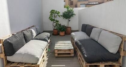 Lmt46 - Modern Style Spacious Townhouse