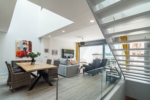 Studio (3 Bedrooms) | Innenbereich