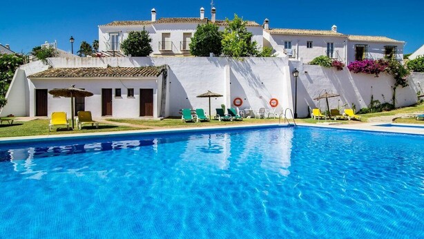 Unclassified image, 1 of 35, button - EN- Cozy Andalusian Style Townhouse in Marbella (Marbella)