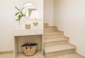 Interior - Ap116 - Casa Aloha I by Roomservices (Marbella)