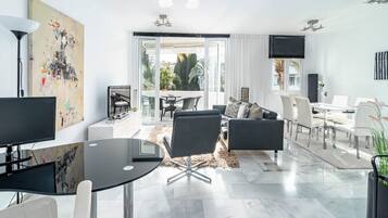 Apartment (1 Bedroom) | Interior