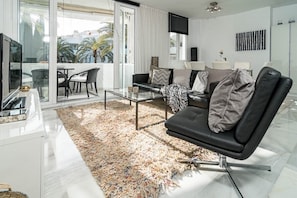 公寓 (1 Bedroom) | 住宿正面