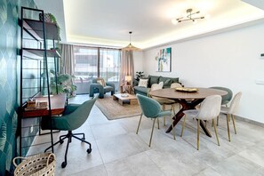 Apartment (2 Bedrooms) | Interior - Inf3.1j - Stunning Holiday Home Next to Beach (Estepona)