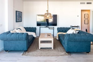 Interior - Jg3.6b- Luxury Penthouse With Spacious Balcony (Marbella)