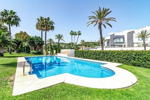 Monolocale (3 Bedrooms) | Interni