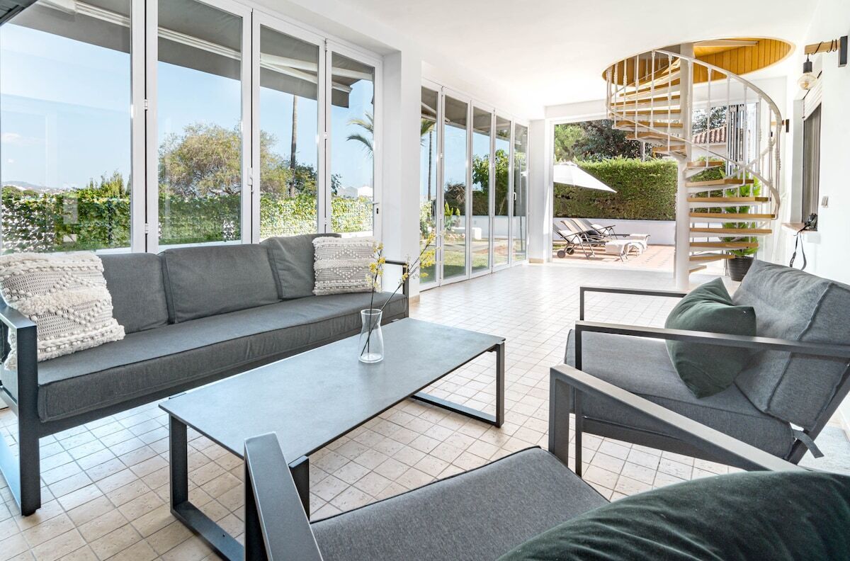 Villa (6 Bedrooms) | Interior