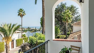 Villa (6 Bedrooms) | Interior