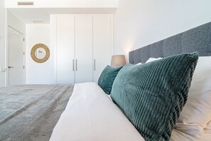 Interior - Ov2.1b - Bright and Modern 3 Bedroom Apartment (Estepona)