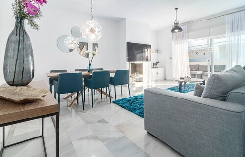 Rg312 - Great 2 Bed Apt, Close to Puerto Banus