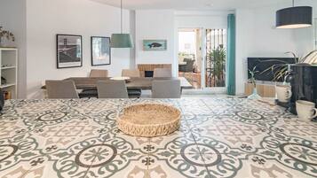 Huoneisto (3 Bedrooms) | Sisätilat