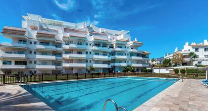 Rg325 - Great 2 Bed Apt, Close to Puerto Banus