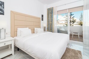 Apartment (2 Bedrooms) | Interior - Rg325 - Great 2 Bed Apt, Close to Puerto Banus (Marbella)