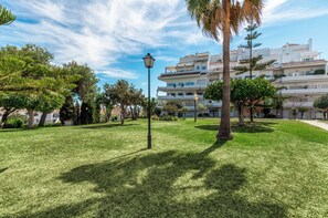 Apartment (2 Bedrooms) | Interior - Rg325 - Great 2 Bed Apt, Close to Puerto Banus (Marbella)