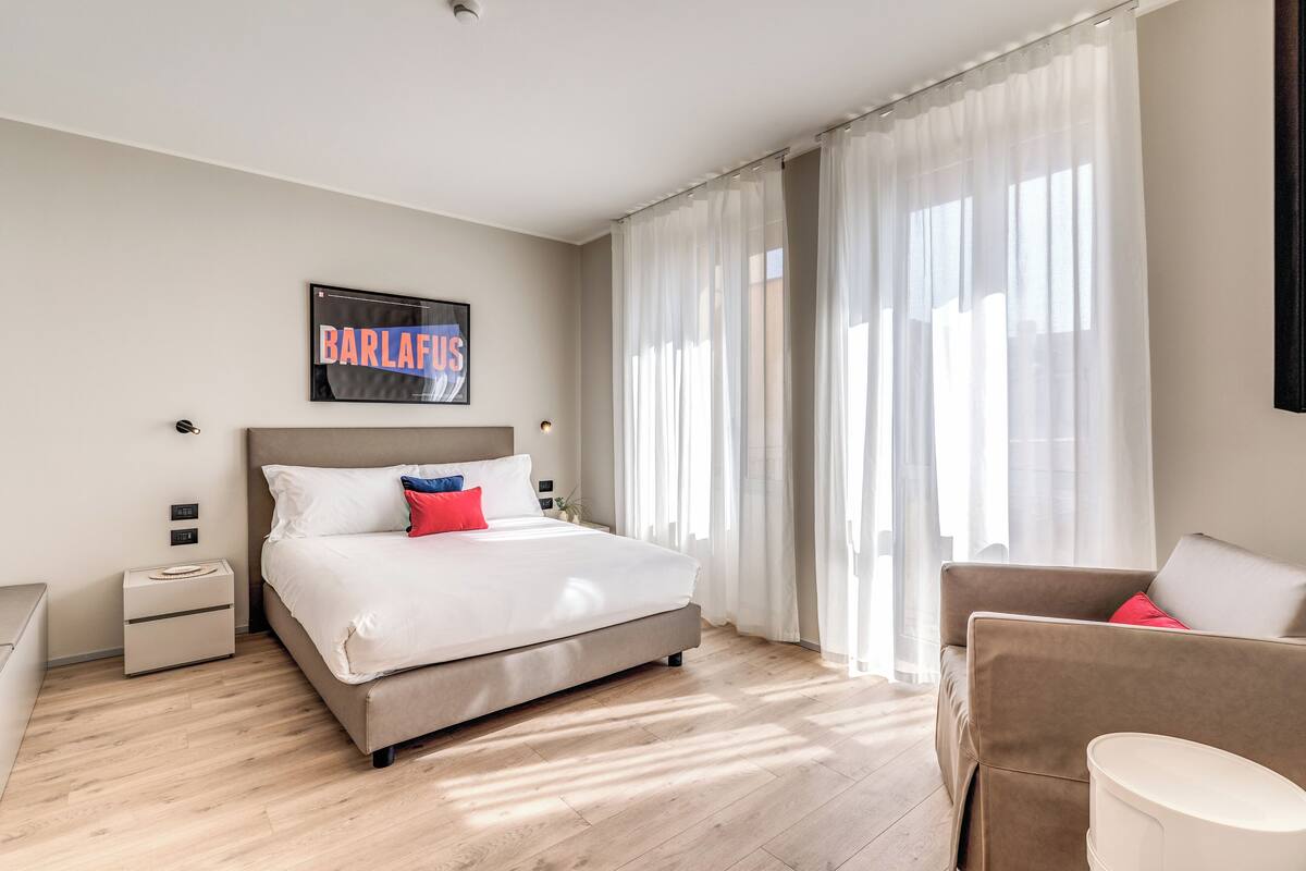 Apartment | Laptopgeeigneter Arbeitsplatz, Bügeleisen/Bügelbrett, Bettwäsche