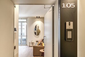 32-inch Smart TV with cable channels - Seety Porta Romana Dimora (Milan)