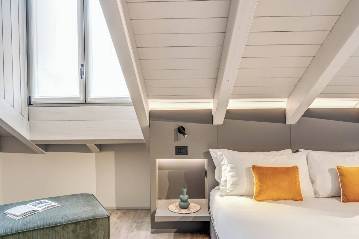 Apartment | 1 bedroom, laptop workspace, iron/ironing board, bed sheets