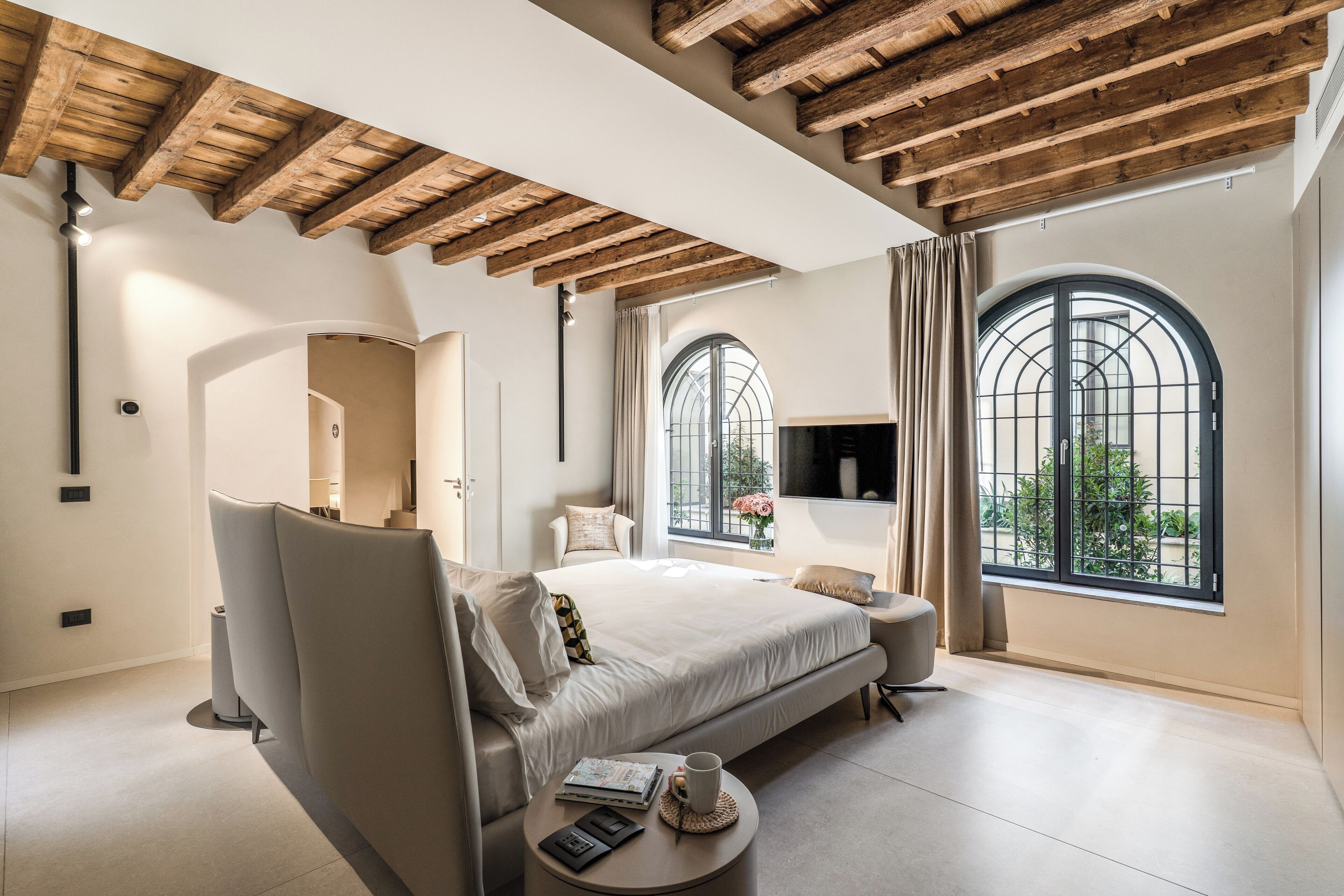 อพาร์ทเมนท์ (2 Bedrooms) | 2 ห้องนอน, พื้นที่ทำงานแบบใช้แล็ปท็อป, เตารีด/โต๊ะรีดผ้า, ผ้าปูที่นอน