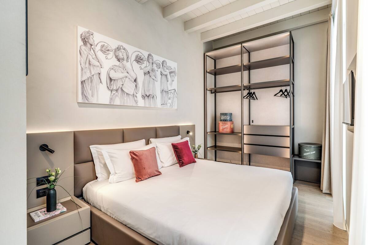 2 habitaciones y espacio para trabajar con laptop 