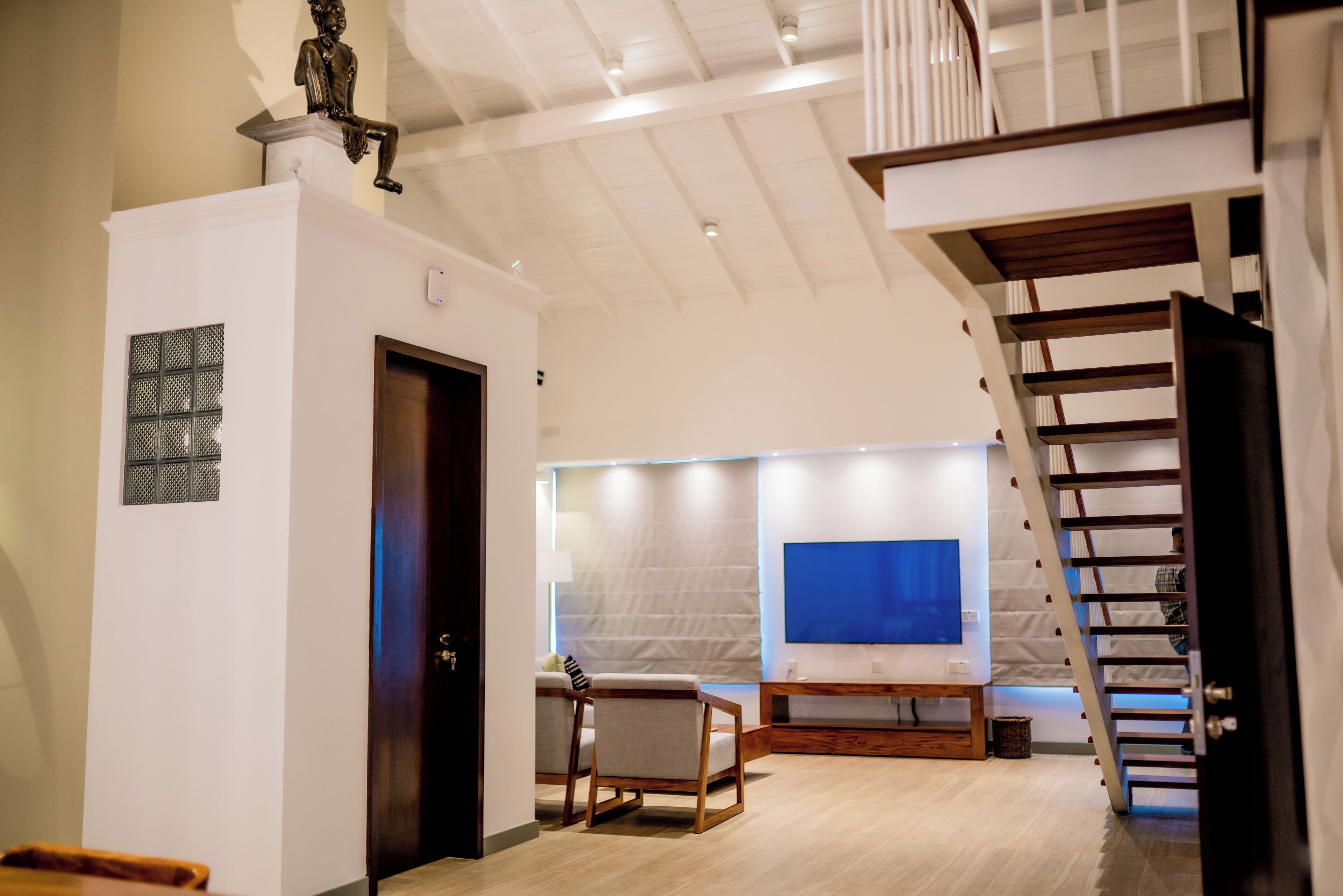 Family Quadruple Room | Living area