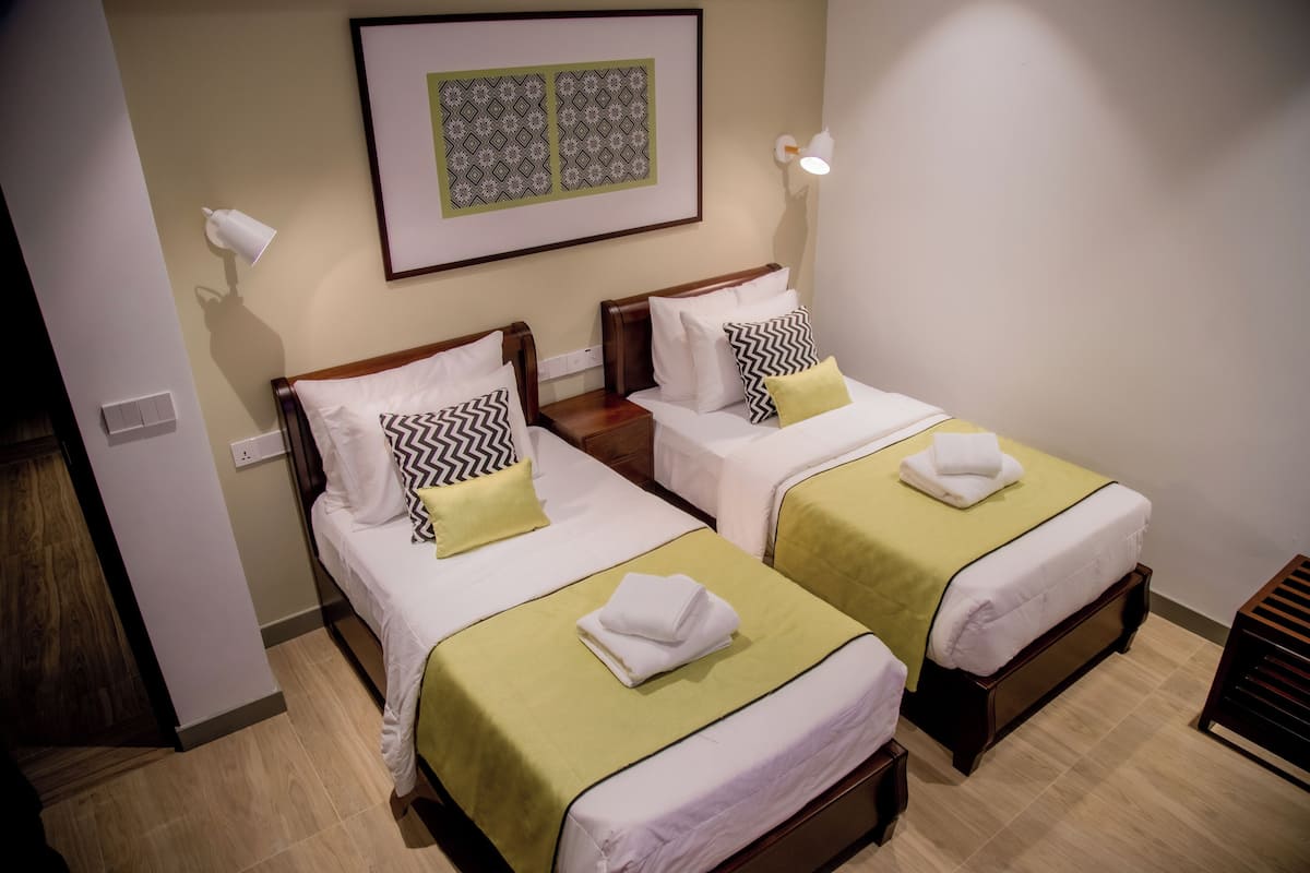 Standard-Zweibettzimmer | Minibar, kostenloses WLAN, Bettwäsche