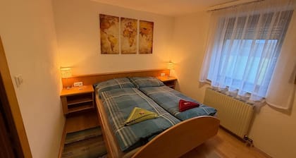 Holiday Home 'Gemütliches Haus in Stadtnähe' with Private Garden, Balcony and Wi-Fi