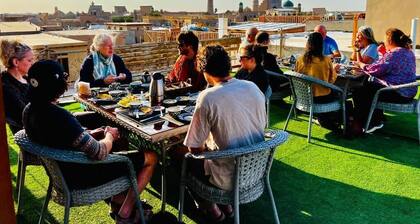 Zukhro Boutique Hotel