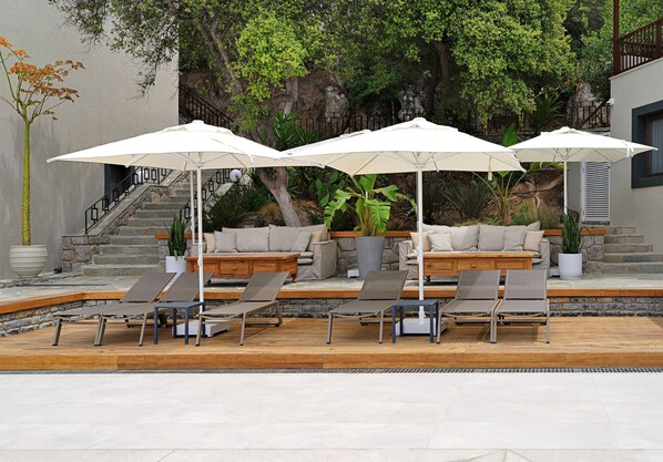 Terrace/patio - GSUI 2BR Mild winter escape in Bodrum garden view furnished apartment. (Bitez)